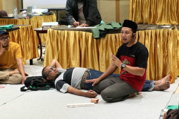 Training Dislokasi Sendi Untuk Penanganan Cedera Ustadz Sufyan Al Kayyis